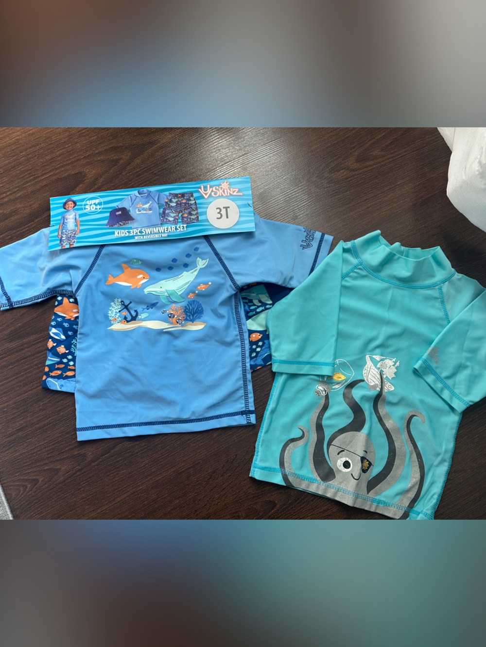 UV Skinz Boys Size 3T Swim Set - NWT Rashguard, trunks, hat + Bonus Rashguard